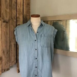 Lord & Taylor‎ Dolman Sleeve Denim Style Chambray Top Size Small